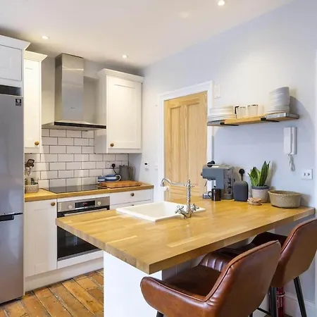 Stylish Flat On Beautiful Clifton Street Parking Lägenhet Bristol